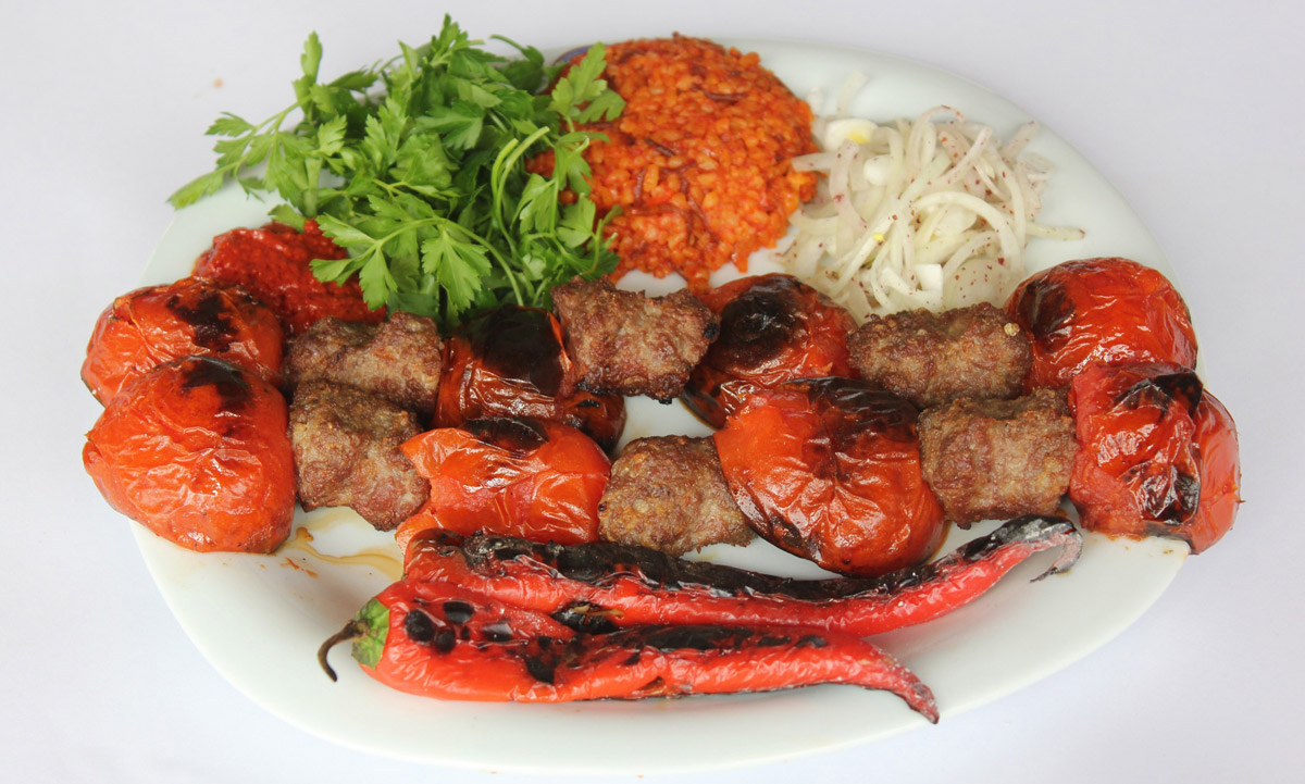 Domatesli Kebap